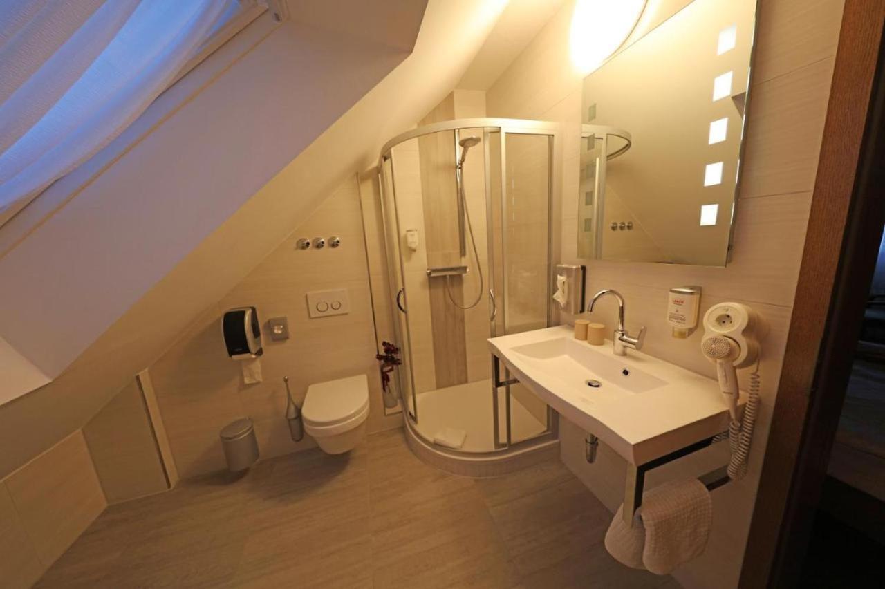 Hotel Zur Krone Ronneburg  Kültér fotó