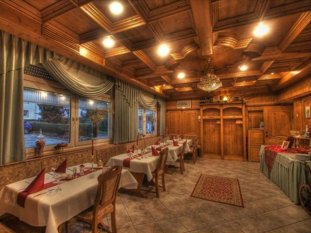 Hotel Zur Krone Ronneburg  Kültér fotó
