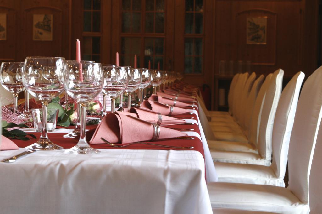 Hotel Zur Krone Ronneburg  Kültér fotó